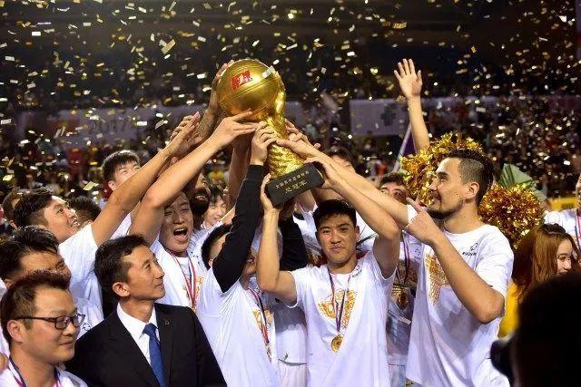 李梦：希望更多人来关注女篮运动和女子运动